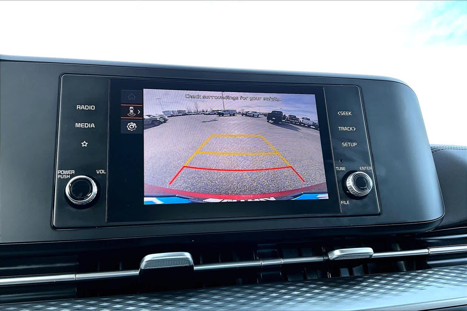 Thumbnail: 2024 Kia Carnival - 25