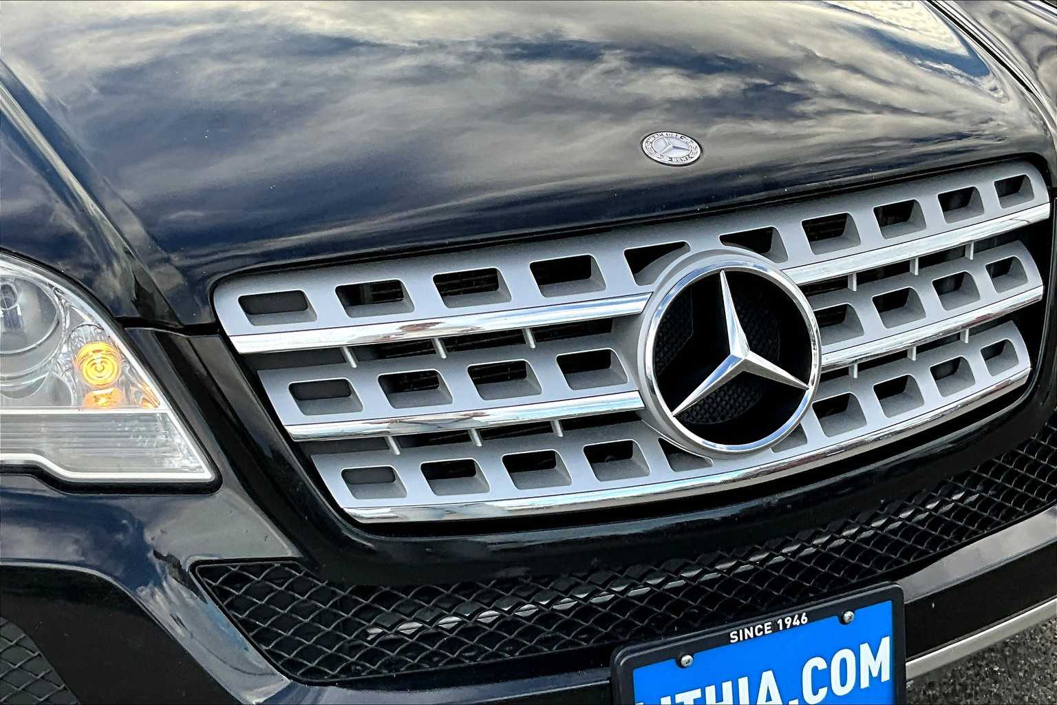 Thumbnail: 2011 Mercedes-Benz M-Class - 34