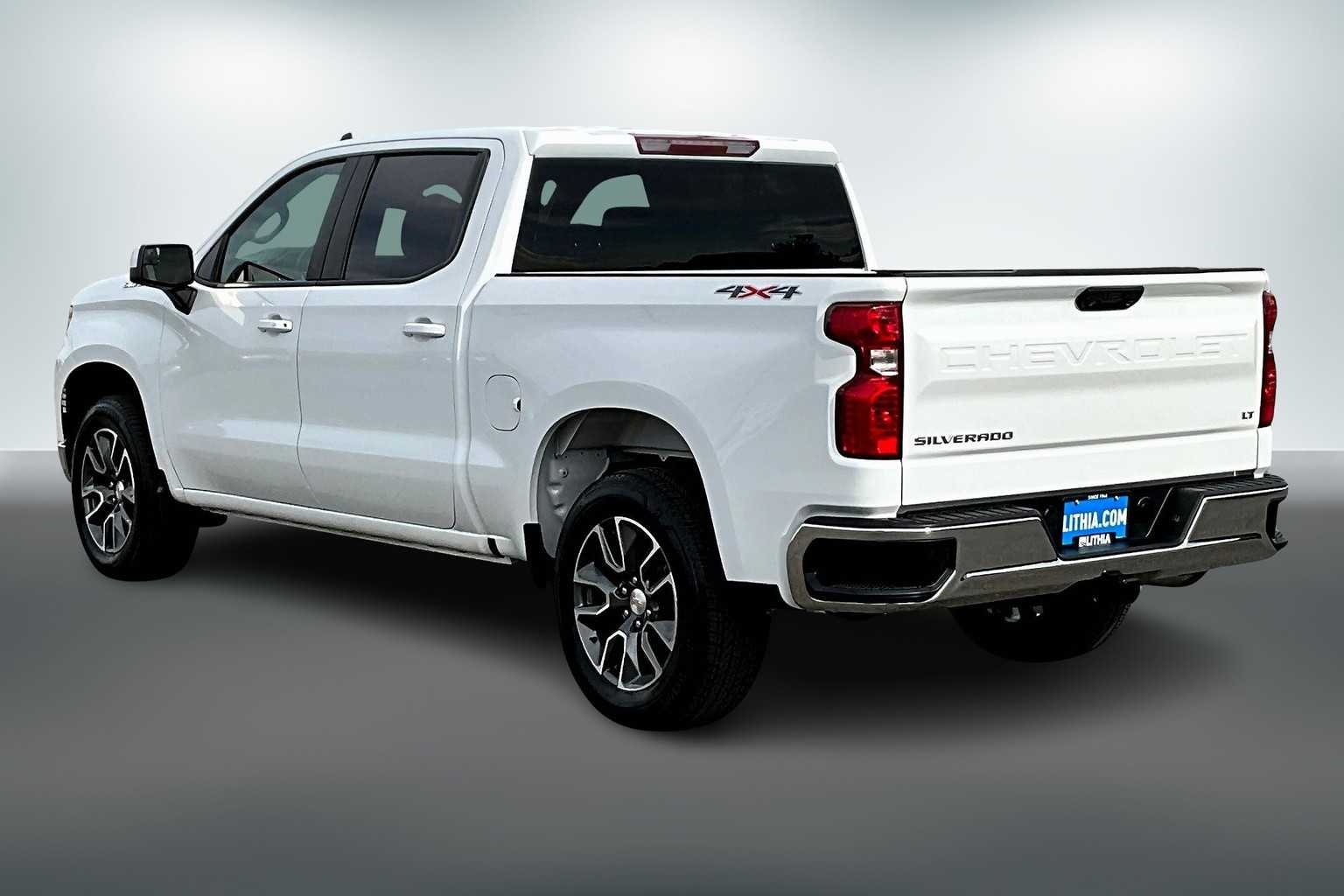 Thumbnail: 2023 Chevrolet Silverado 1500 - 4
