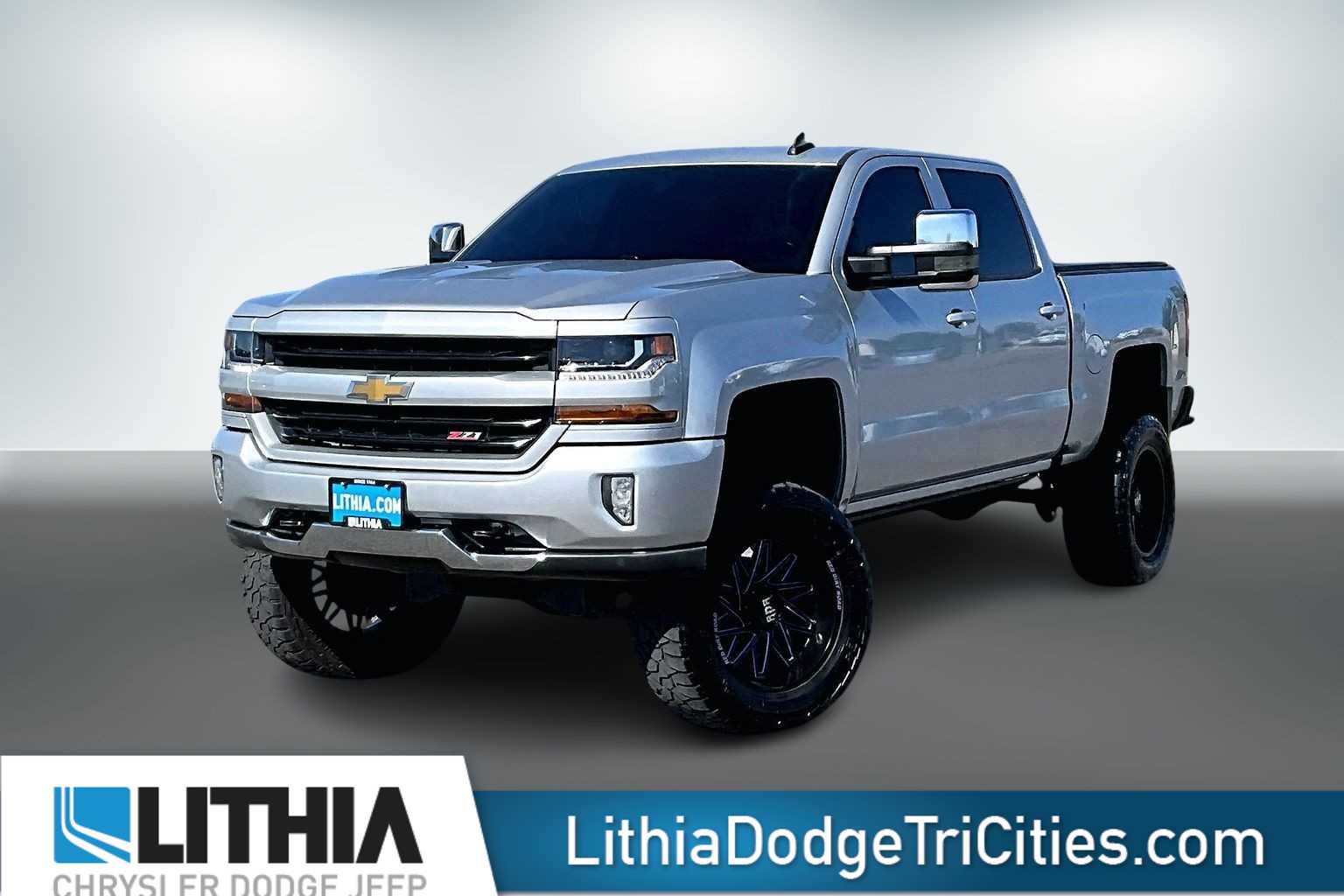 Thumbnail: 2018 Chevrolet Silverado 1500 - 1