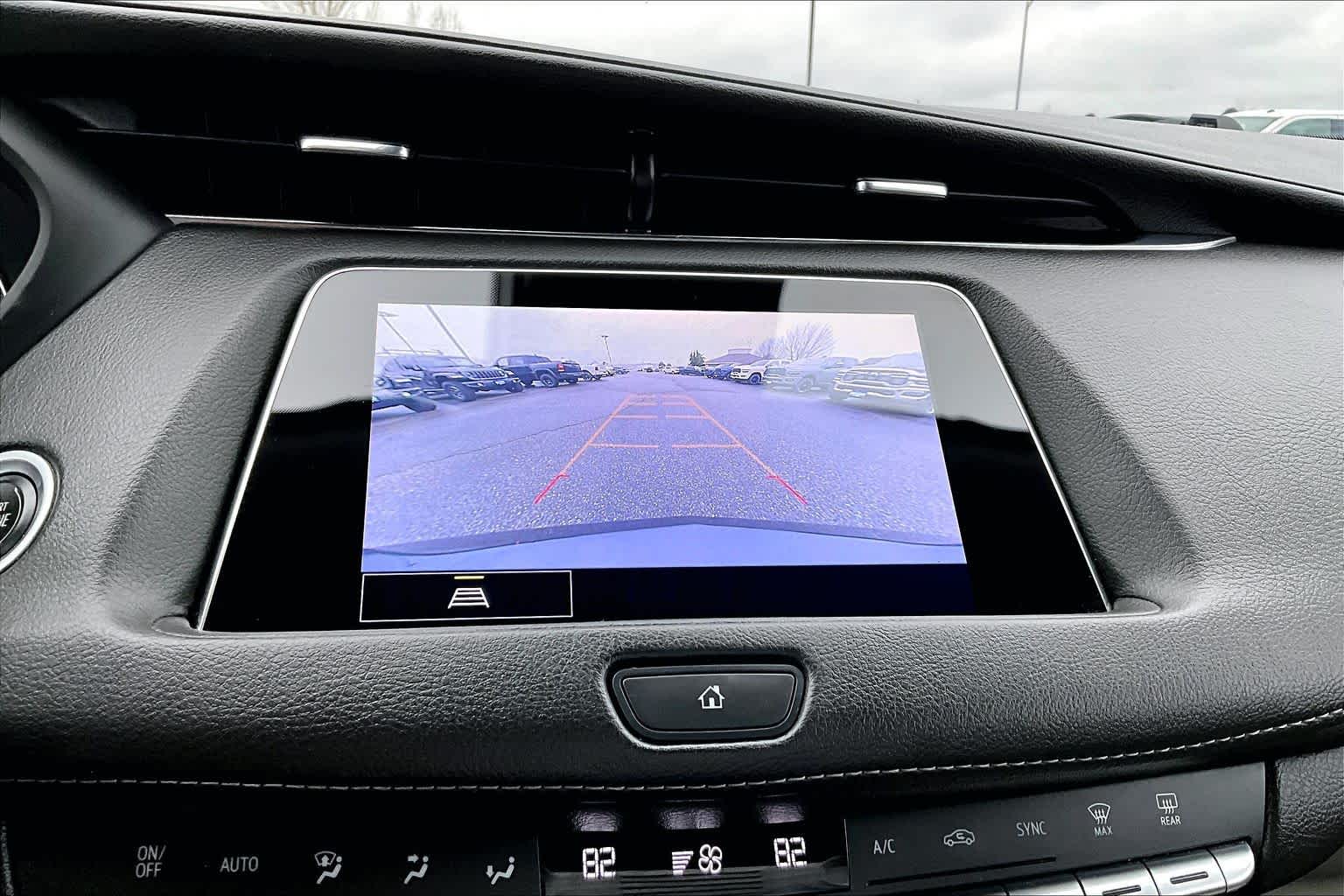 Thumbnail: 2023 Cadillac XT4 - 26