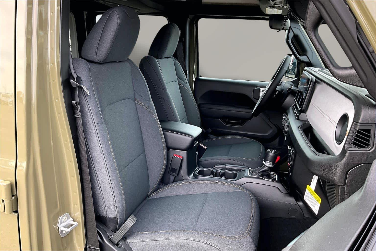 Thumbnail: 2026 Jeep Wrangler - 14