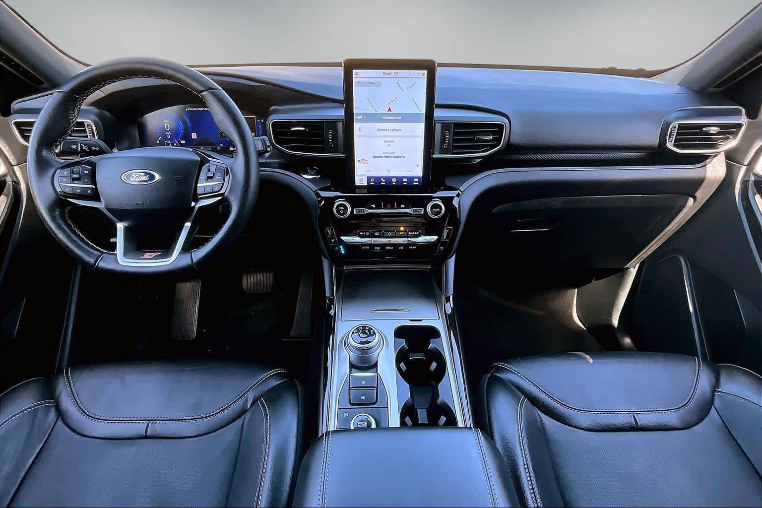 Thumbnail: 2022 Ford Explorer - 10
