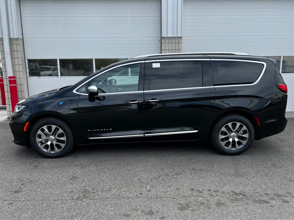 2024 Chrysler Pacifica Hybrid PACIFICA PLUGIN HYBRID PINNACLE