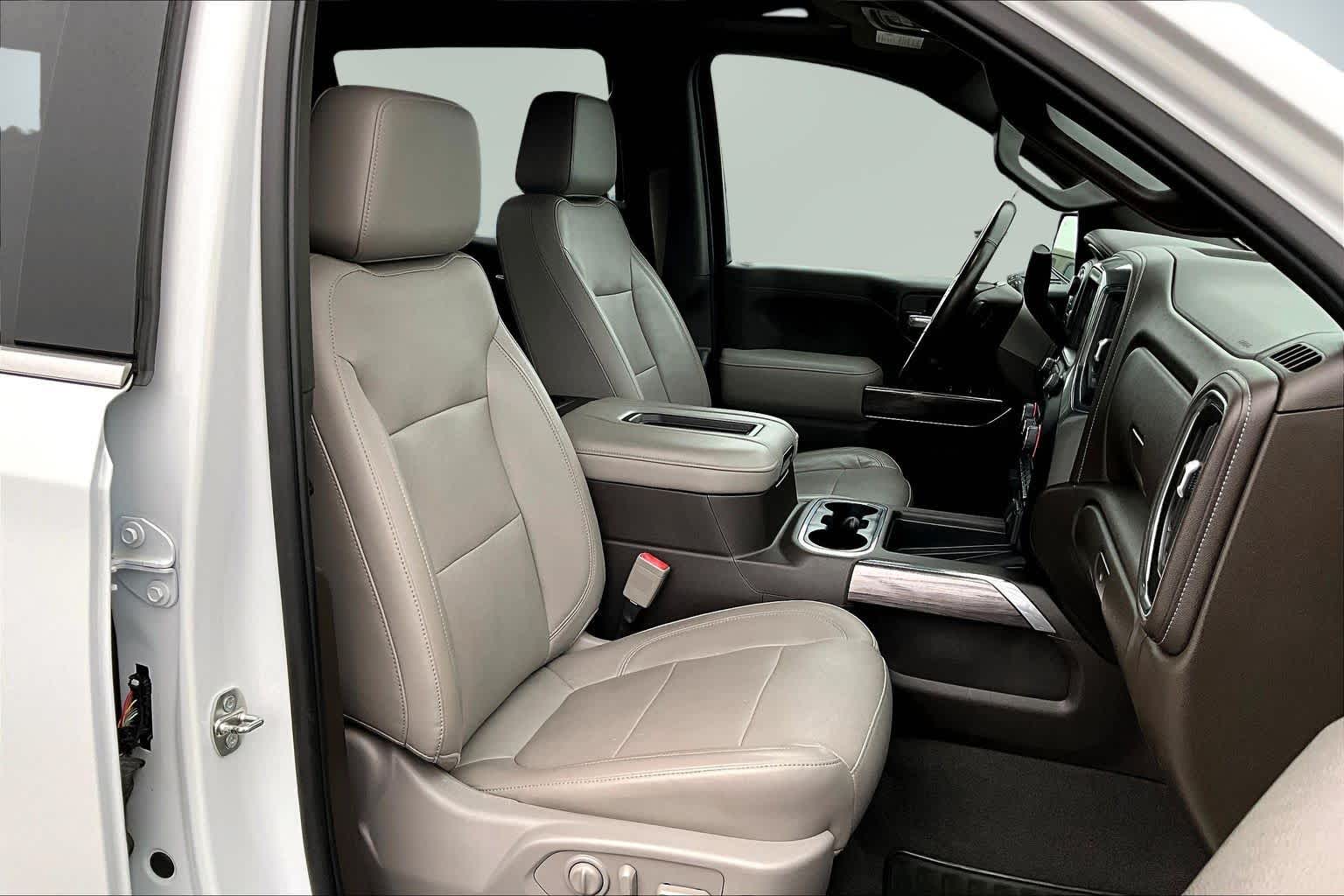 Thumbnail: 2019 Chevrolet Silverado 1500 - 13