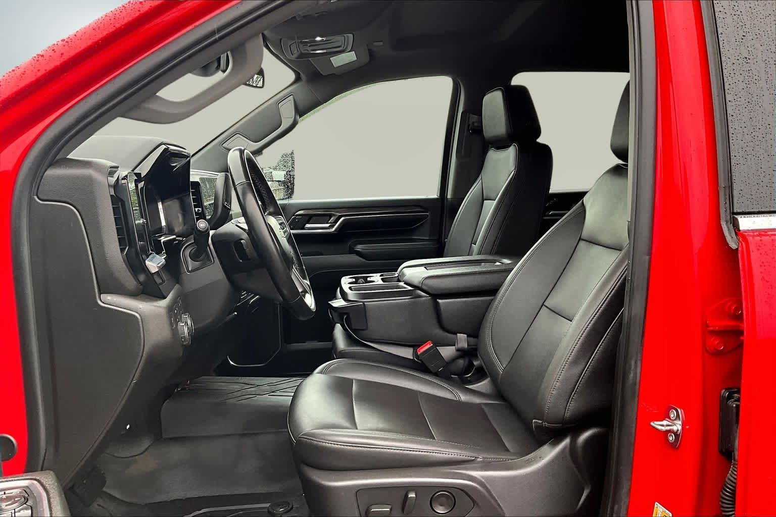 Thumbnail: 2024 Chevrolet Silverado 3500 - 11