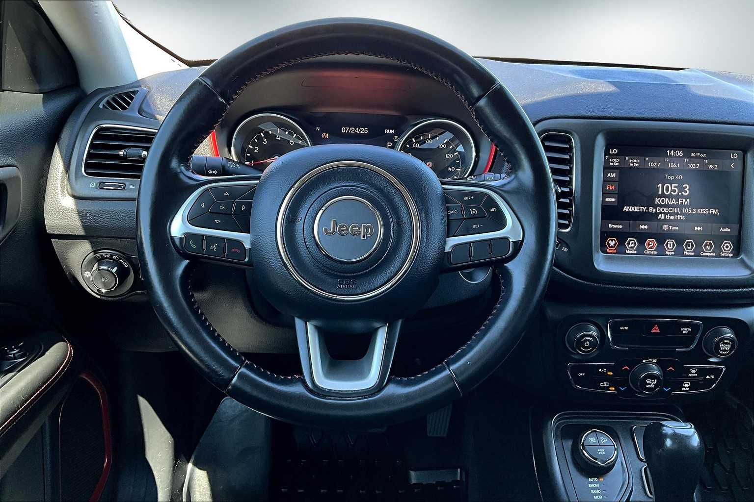 Thumbnail: 2020 Jeep Compass - 14