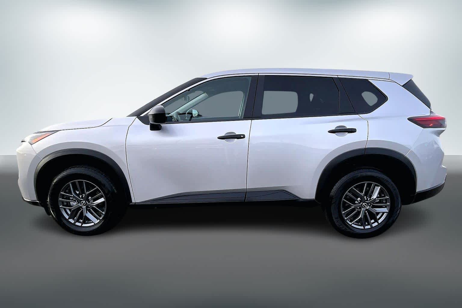 Thumbnail: 2024 Nissan Rogue - 3