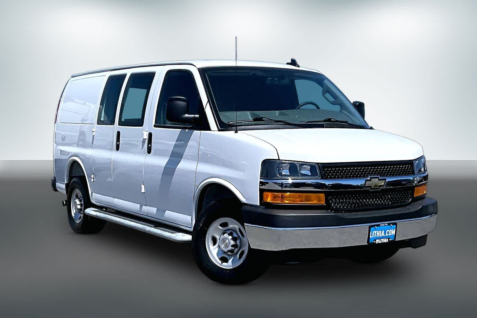 Thumbnail: 2025 Chevrolet Express - 17