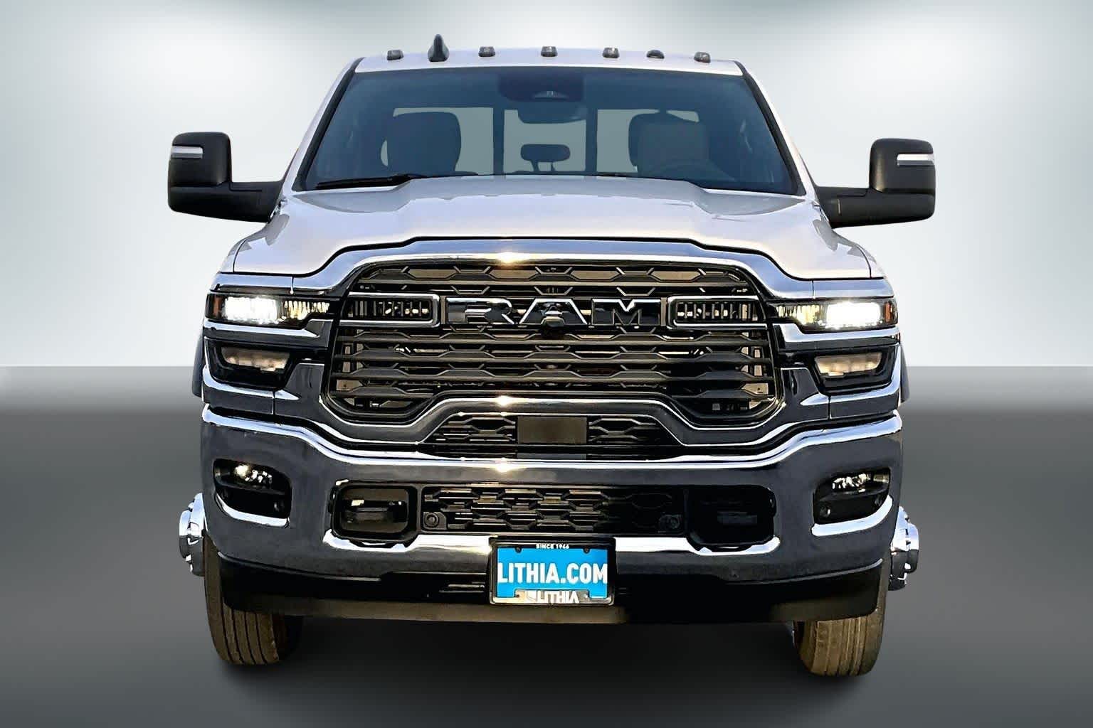 Thumbnail: 2026 RAM 3500 - 6