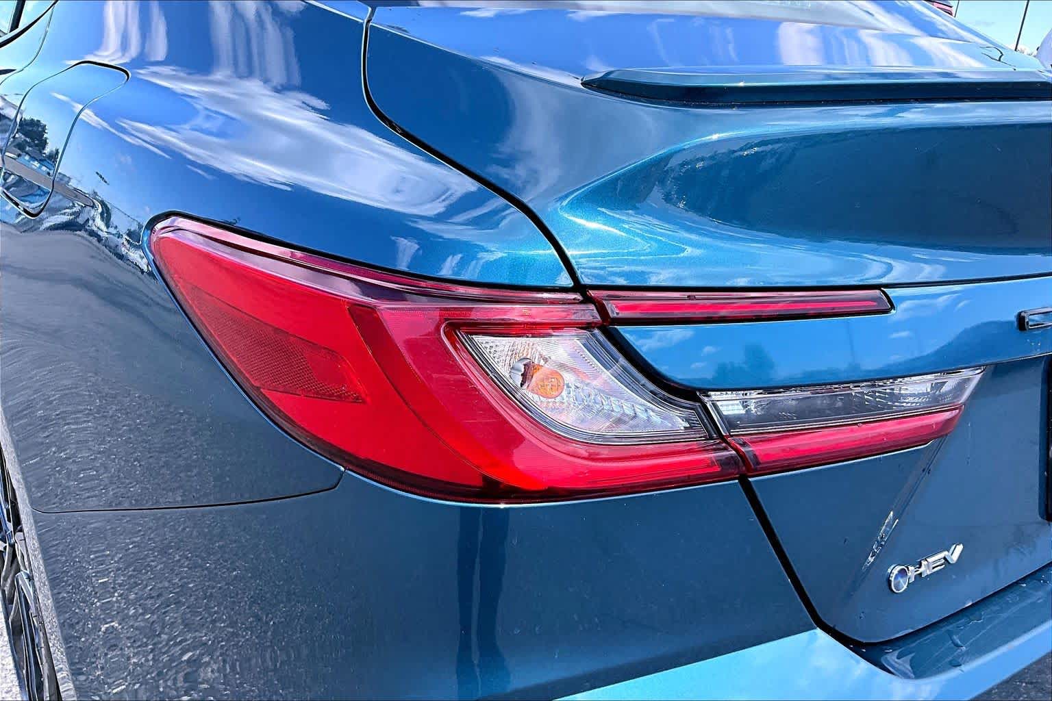 Thumbnail: 2025 Toyota Camry - 31