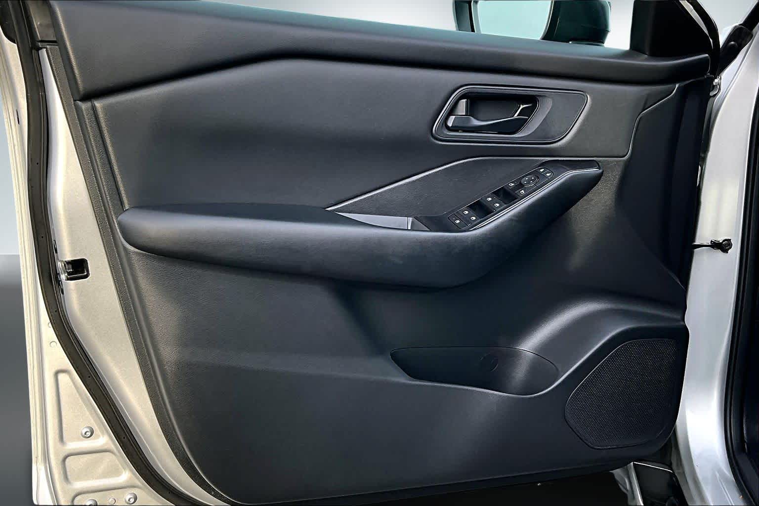 Thumbnail: 2024 Nissan Rogue - 27