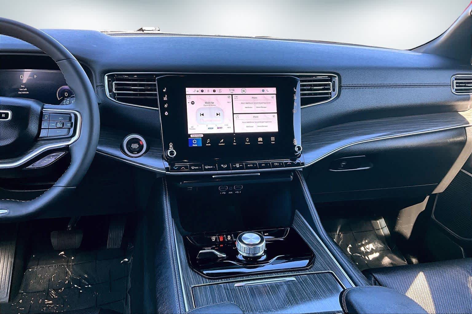 Thumbnail: 2024 Jeep Wagoneer - 15