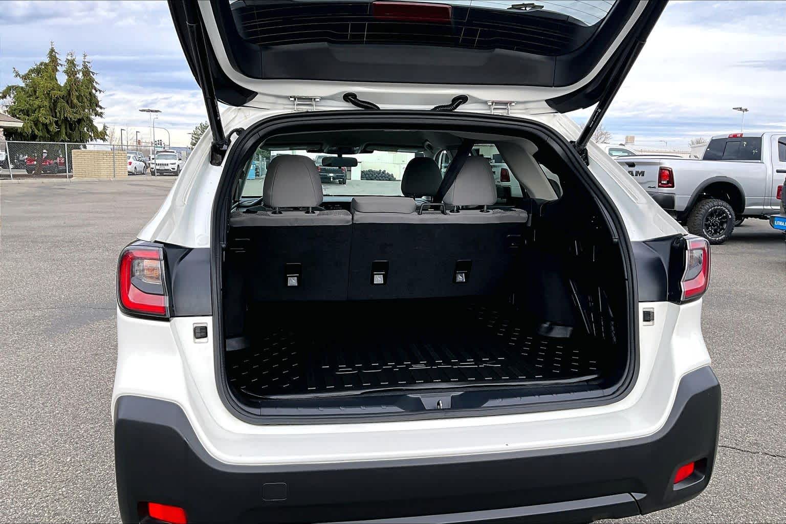 Thumbnail: 2023 Subaru Outback - 18