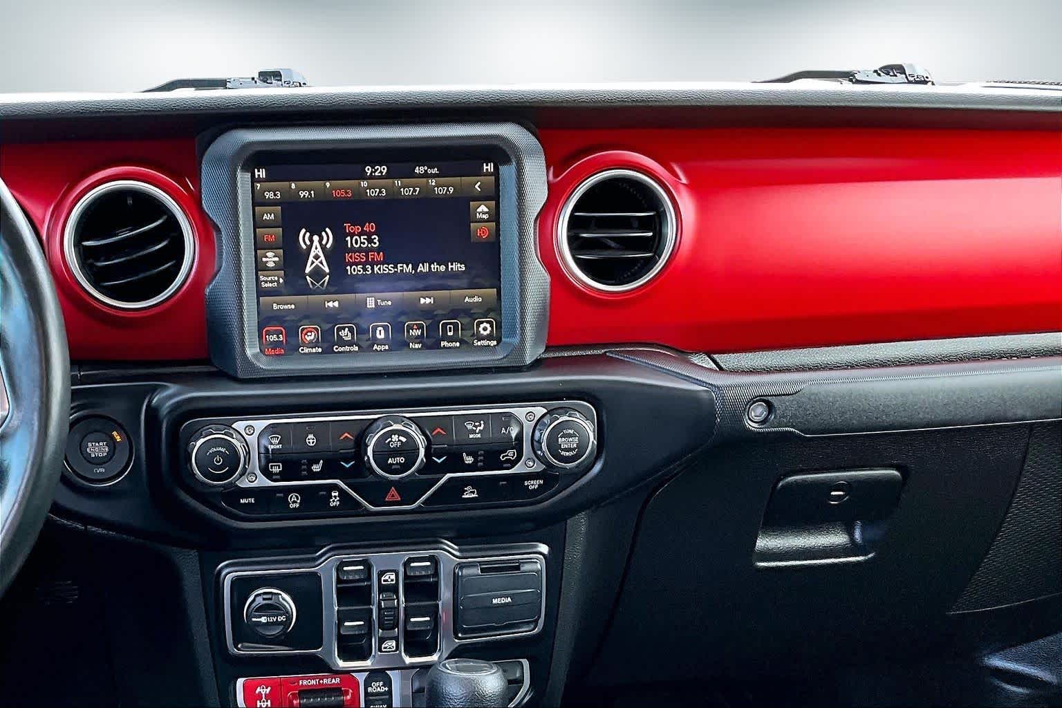 Thumbnail: 2023 Jeep Gladiator - 14