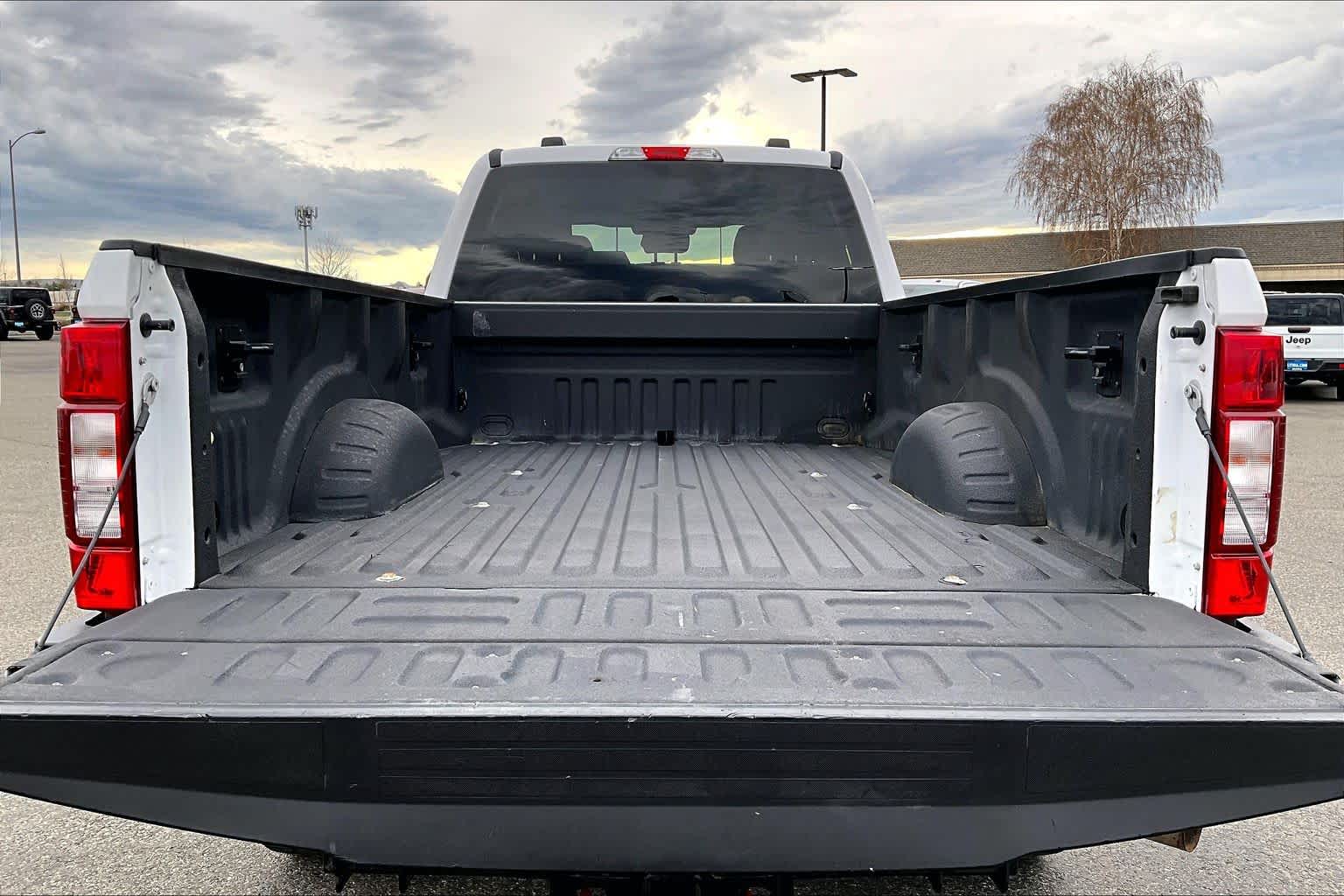 Thumbnail: 2021 Ford Econoline - 17