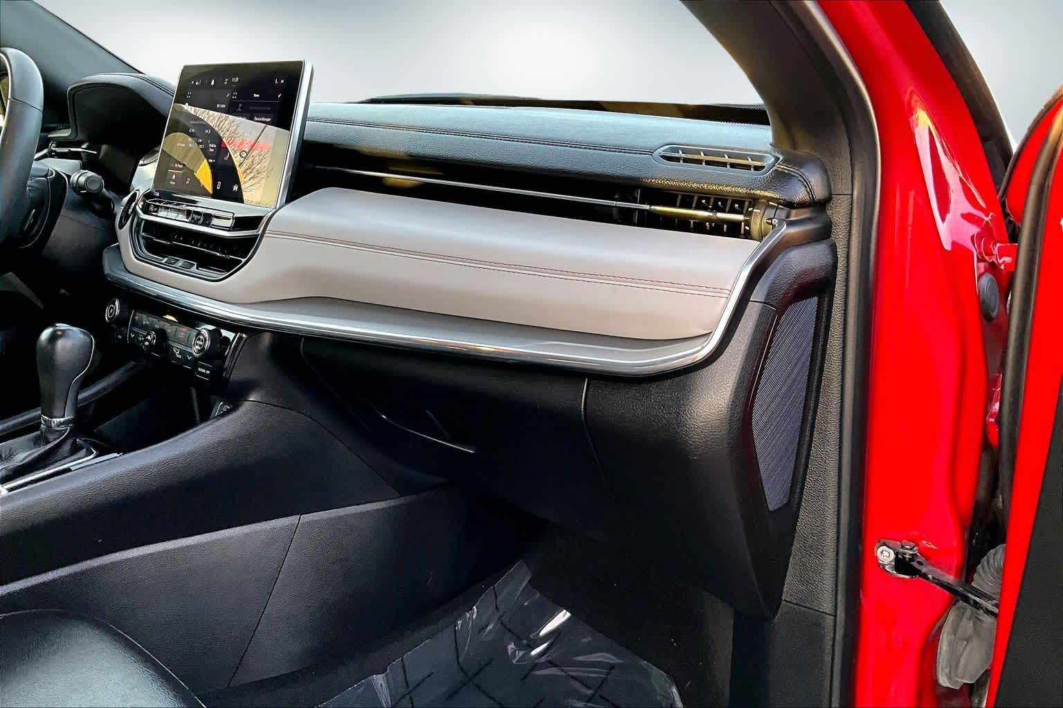 Thumbnail: 2024 Jeep Compass - 23