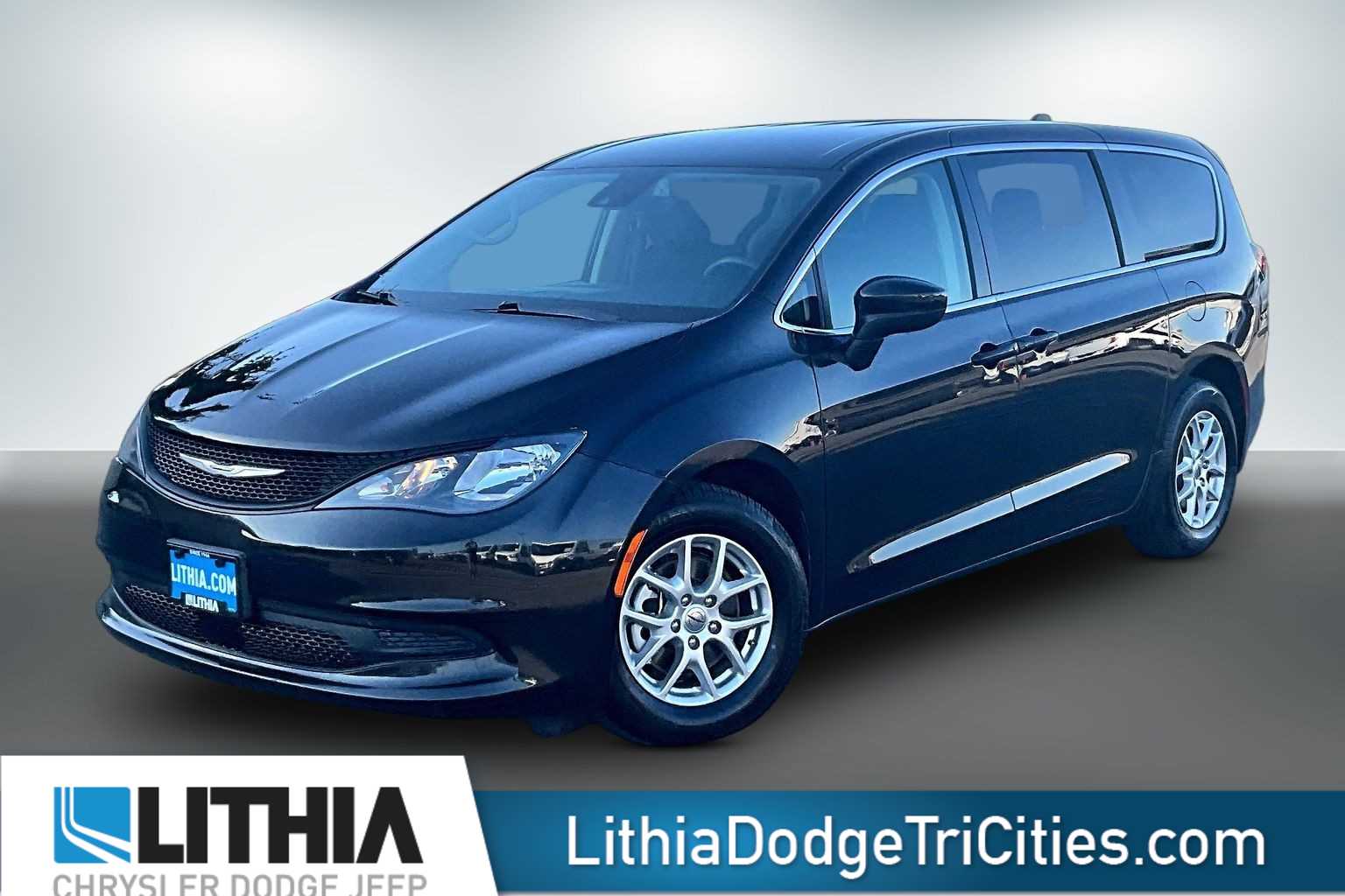 2023 Chrysler Voyager
