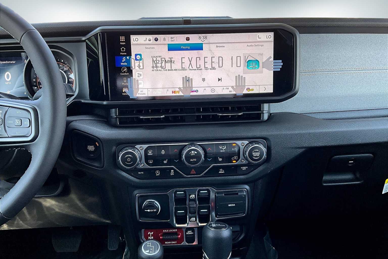 Thumbnail: 2025 Jeep Gladiator - 16