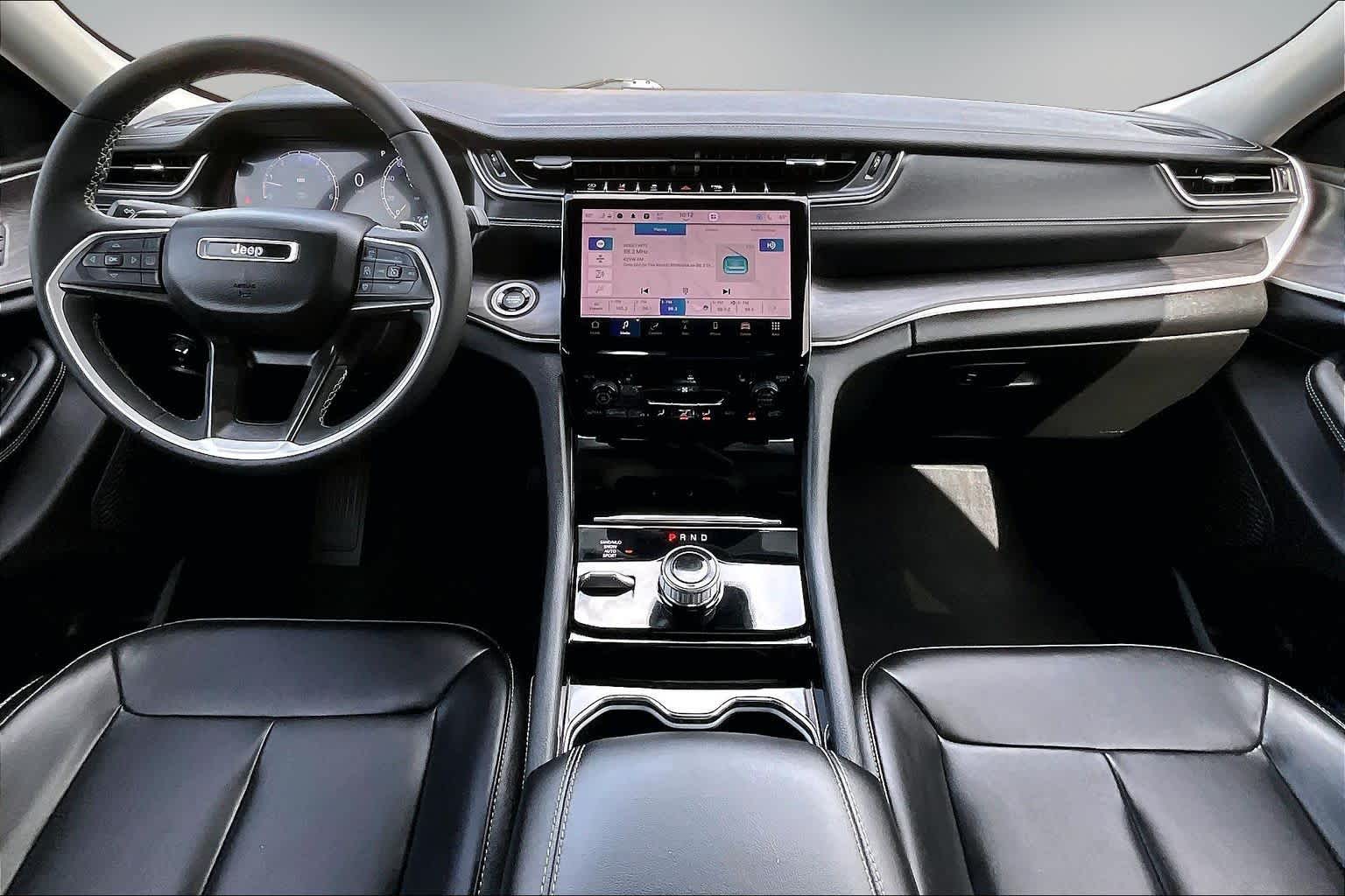 Thumbnail: 2023 Jeep Grand Cherokee - 10