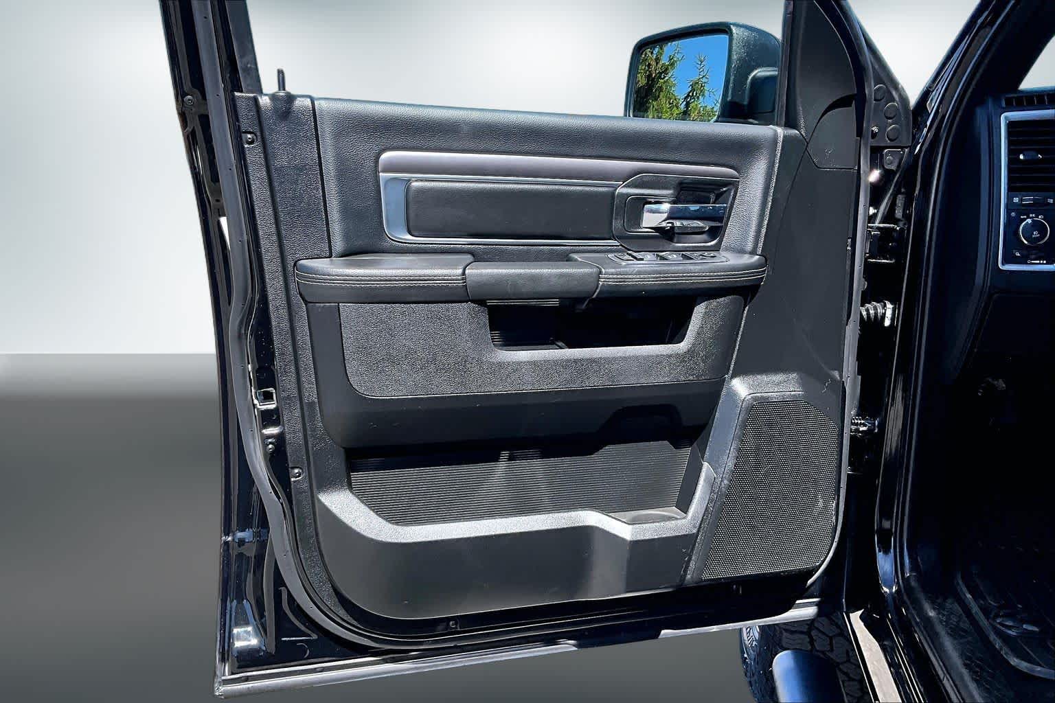 Thumbnail: 2024 RAM 1500 Classic - 26