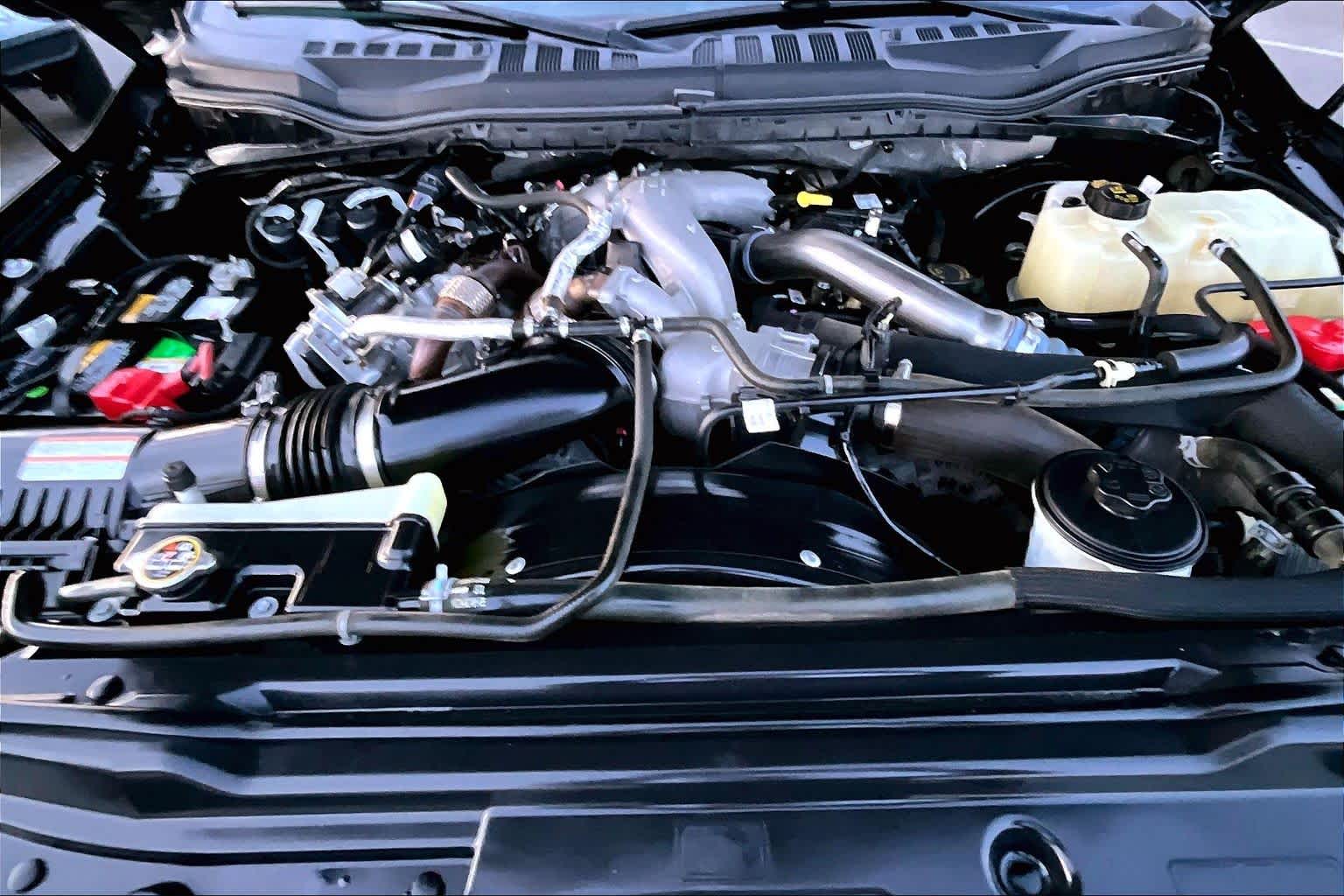 Thumbnail: 2022 Ford Econoline - 9