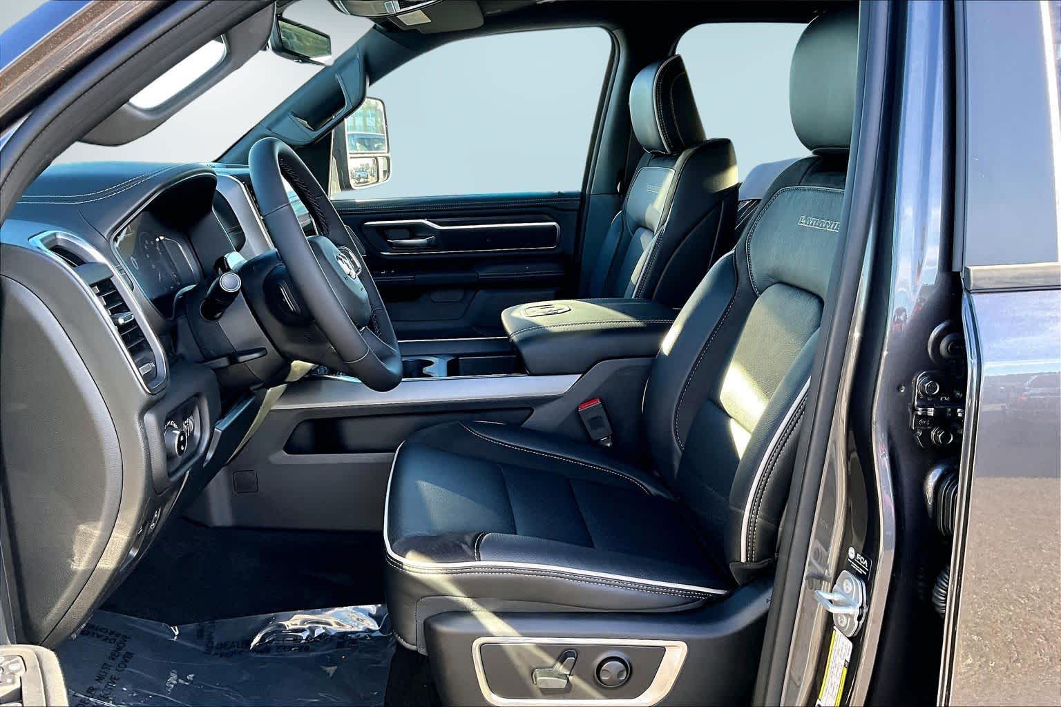 Thumbnail: 2026 RAM 1500 - 11