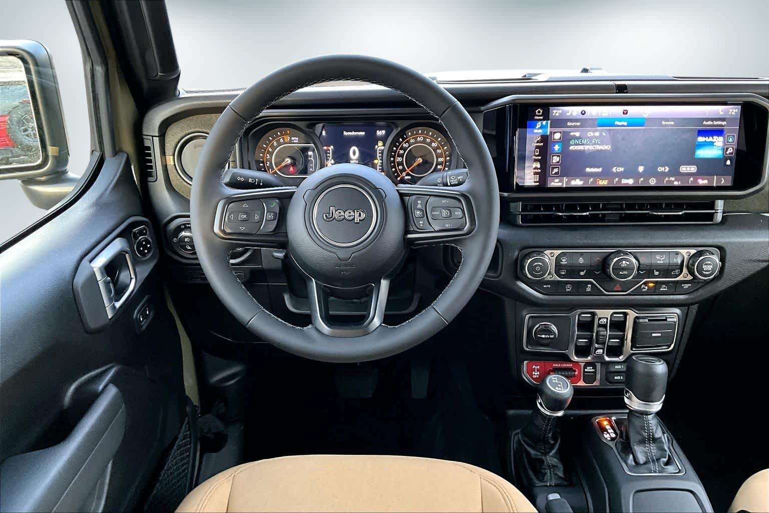 Thumbnail: 2026 Jeep Gladiator - 15