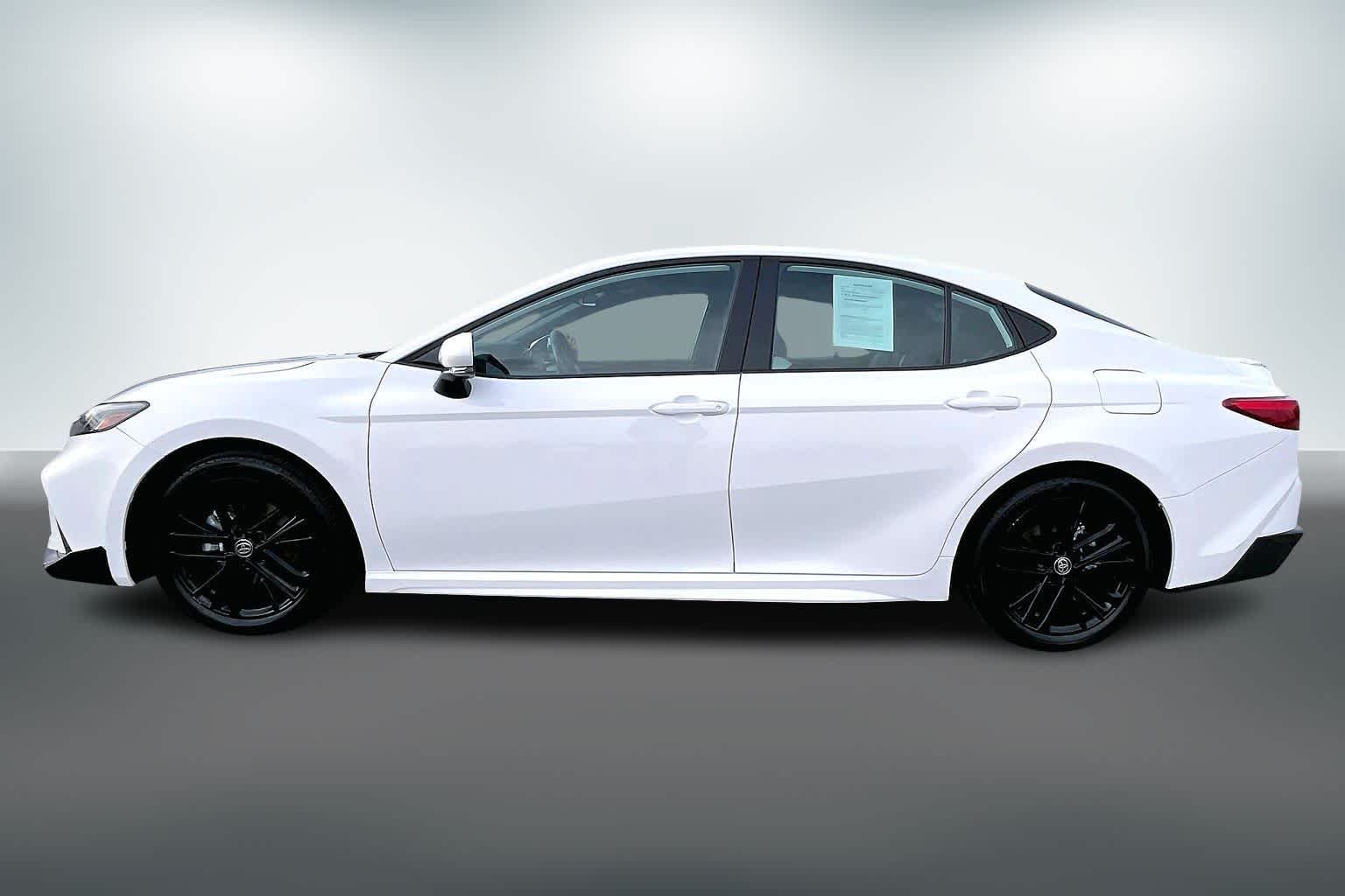 Thumbnail: 2025 Toyota Camry - 3