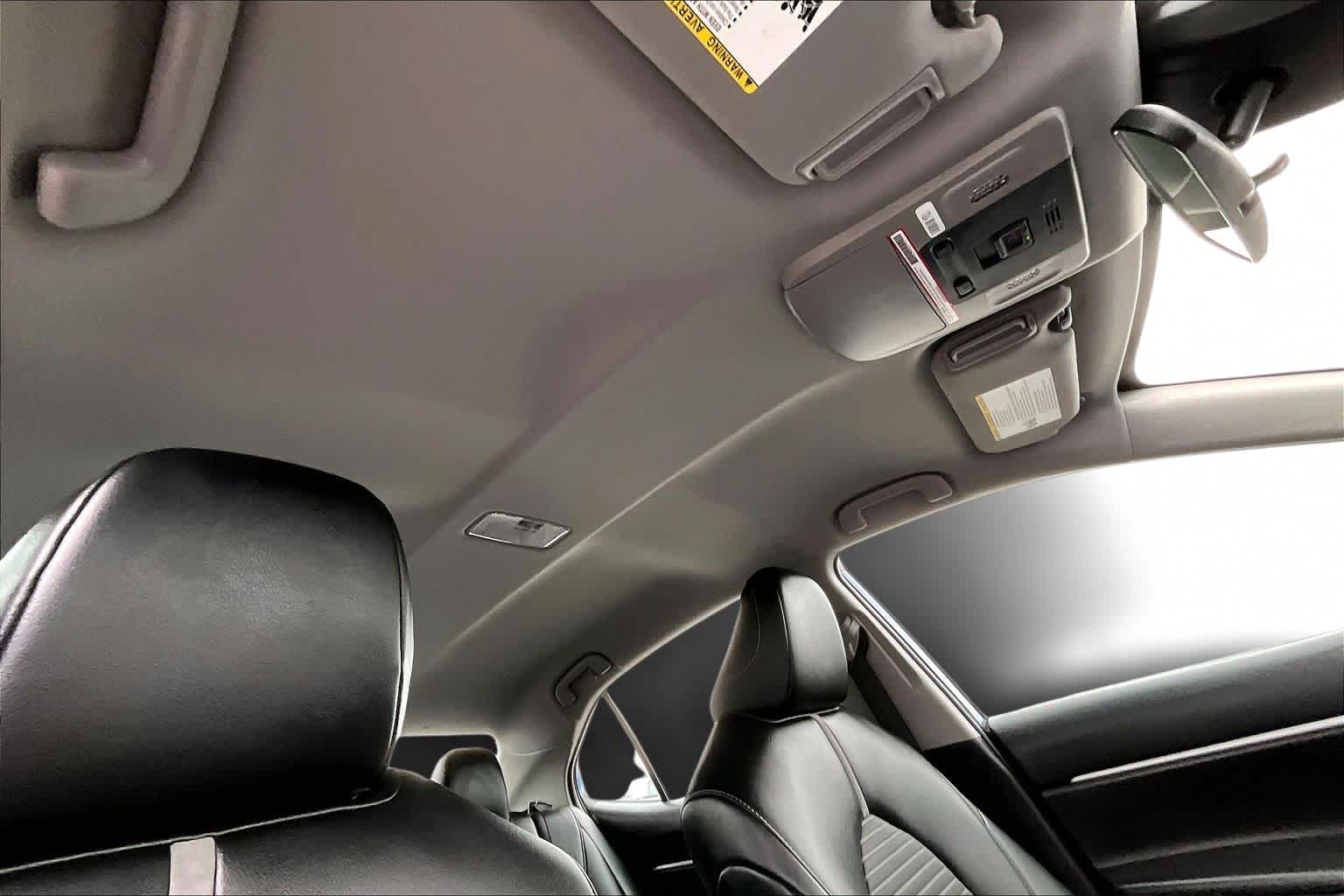 Thumbnail: 2023 Toyota Camry - 31