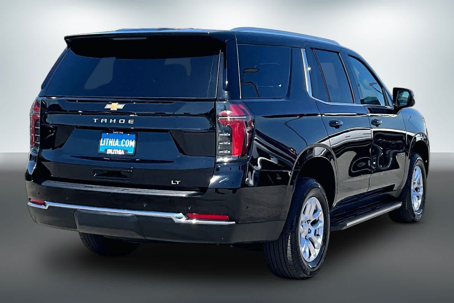 Thumbnail: 2025 Chevrolet Tahoe - 21