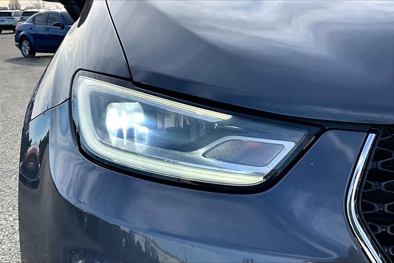 Thumbnail: 2023 Chrysler Pacifica - 32