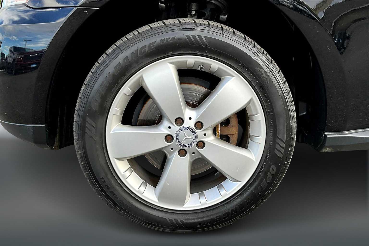 Thumbnail: 2011 Mercedes-Benz M-Class - 8