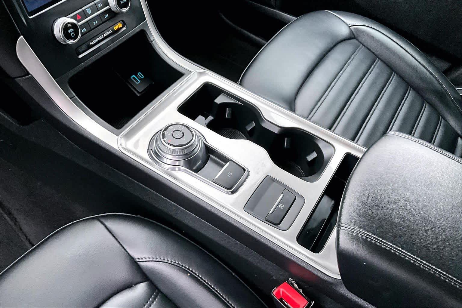 Thumbnail: 2024 Ford Edge - 16