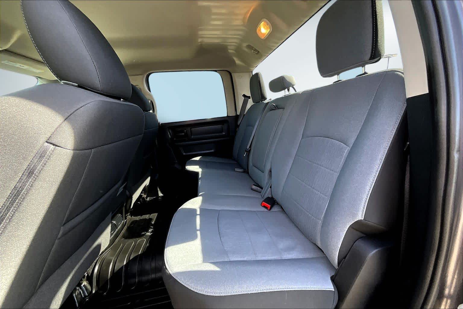 Thumbnail: 2021 RAM 1500 Classic - 29