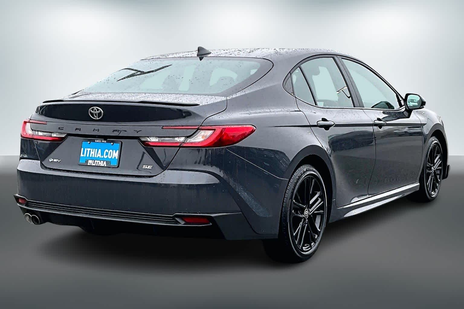 Thumbnail: 2025 Toyota Camry - 22