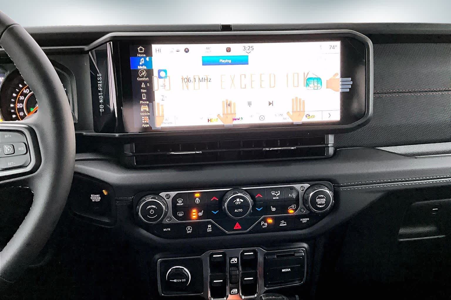 Thumbnail: 2026 Jeep Gladiator - 16