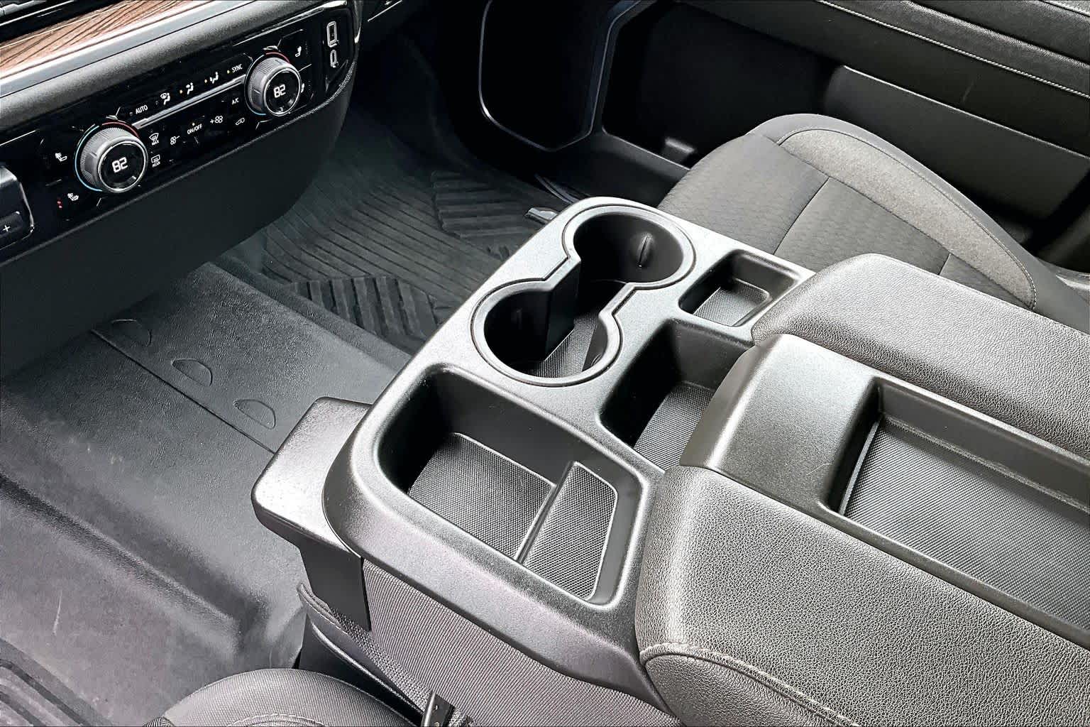 Thumbnail: 2024 Chevrolet Silverado 1500 - 16