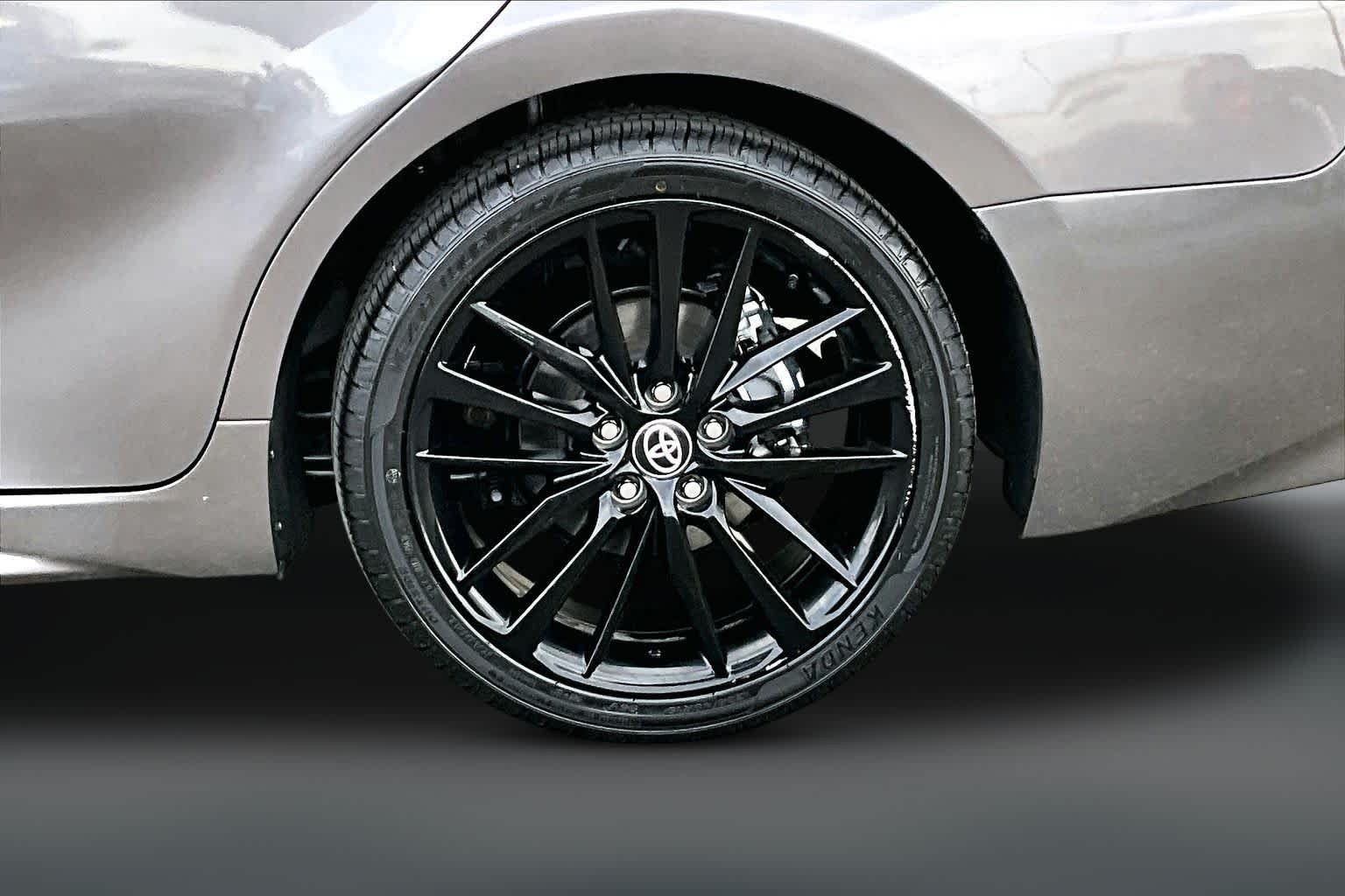 Thumbnail: 2024 Toyota Camry - 33