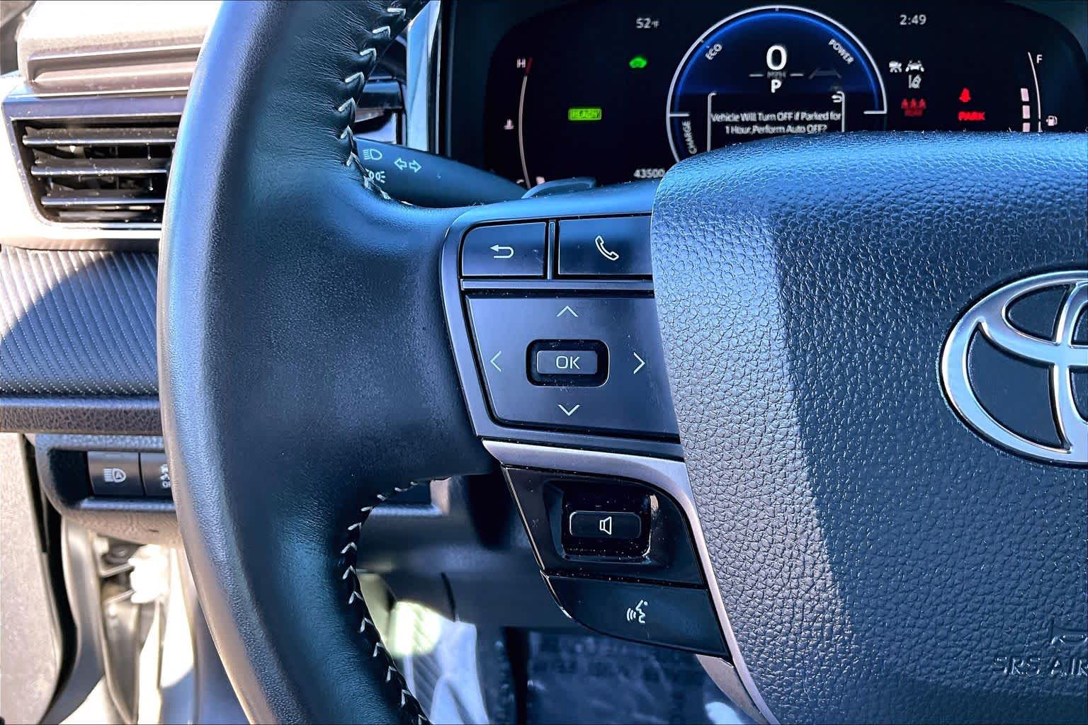 Thumbnail: 2025 Toyota Camry - 24