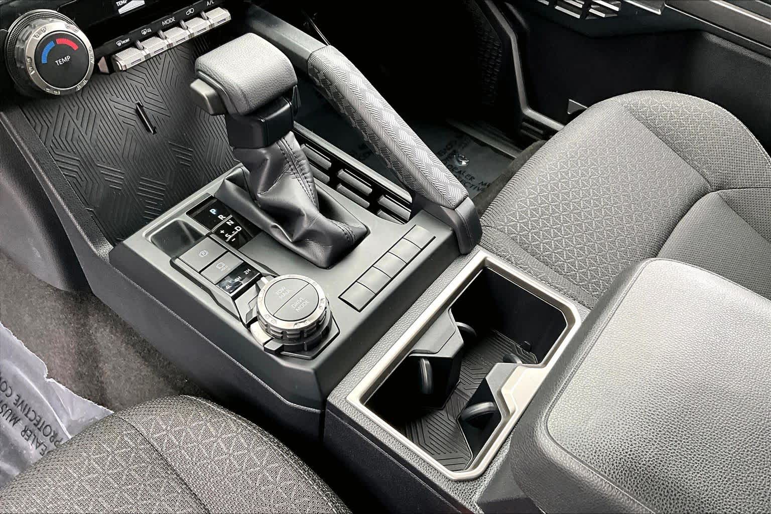 Thumbnail: 2025 Toyota 4Runner - 16