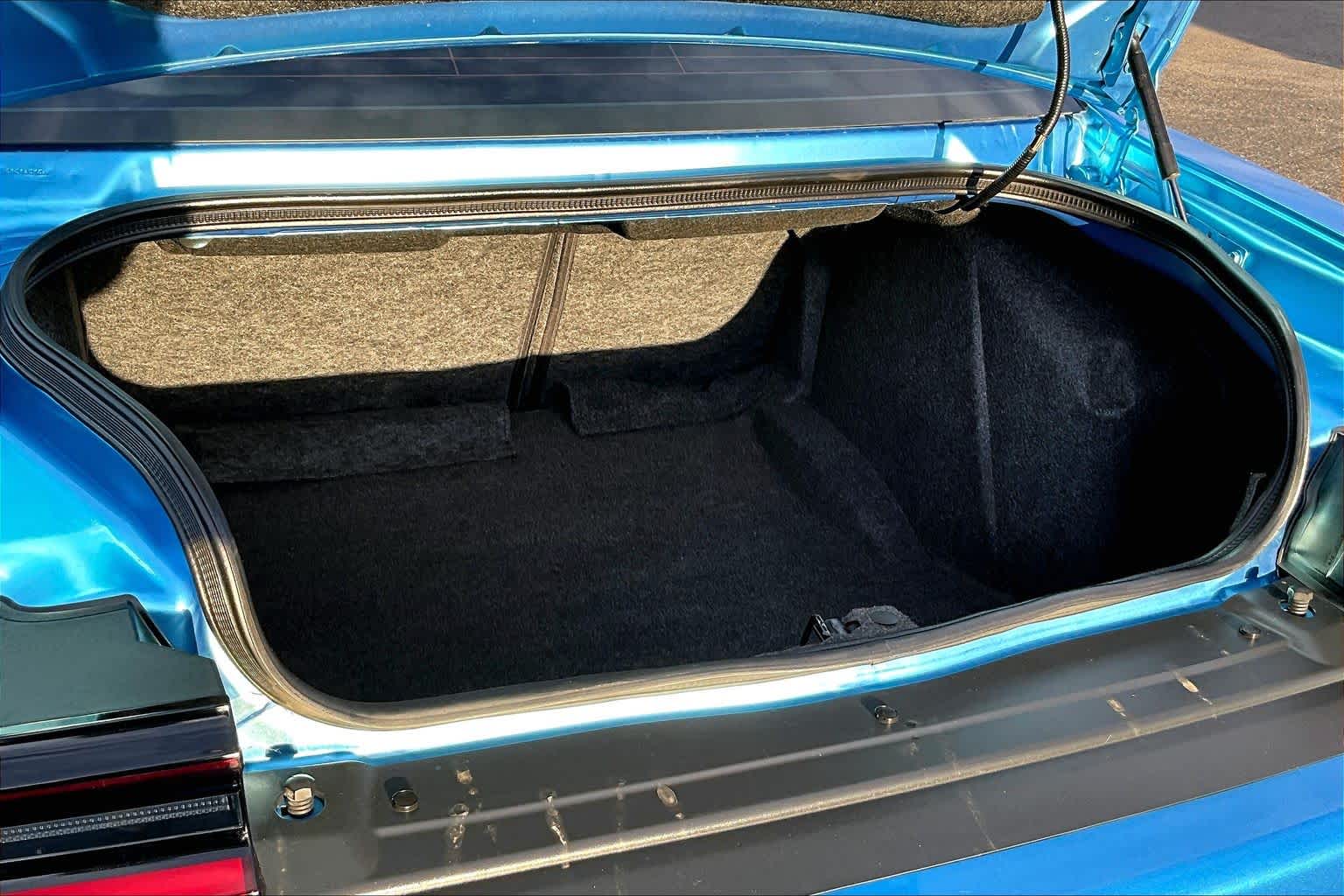 Thumbnail: 2016 Dodge Challenger - 17