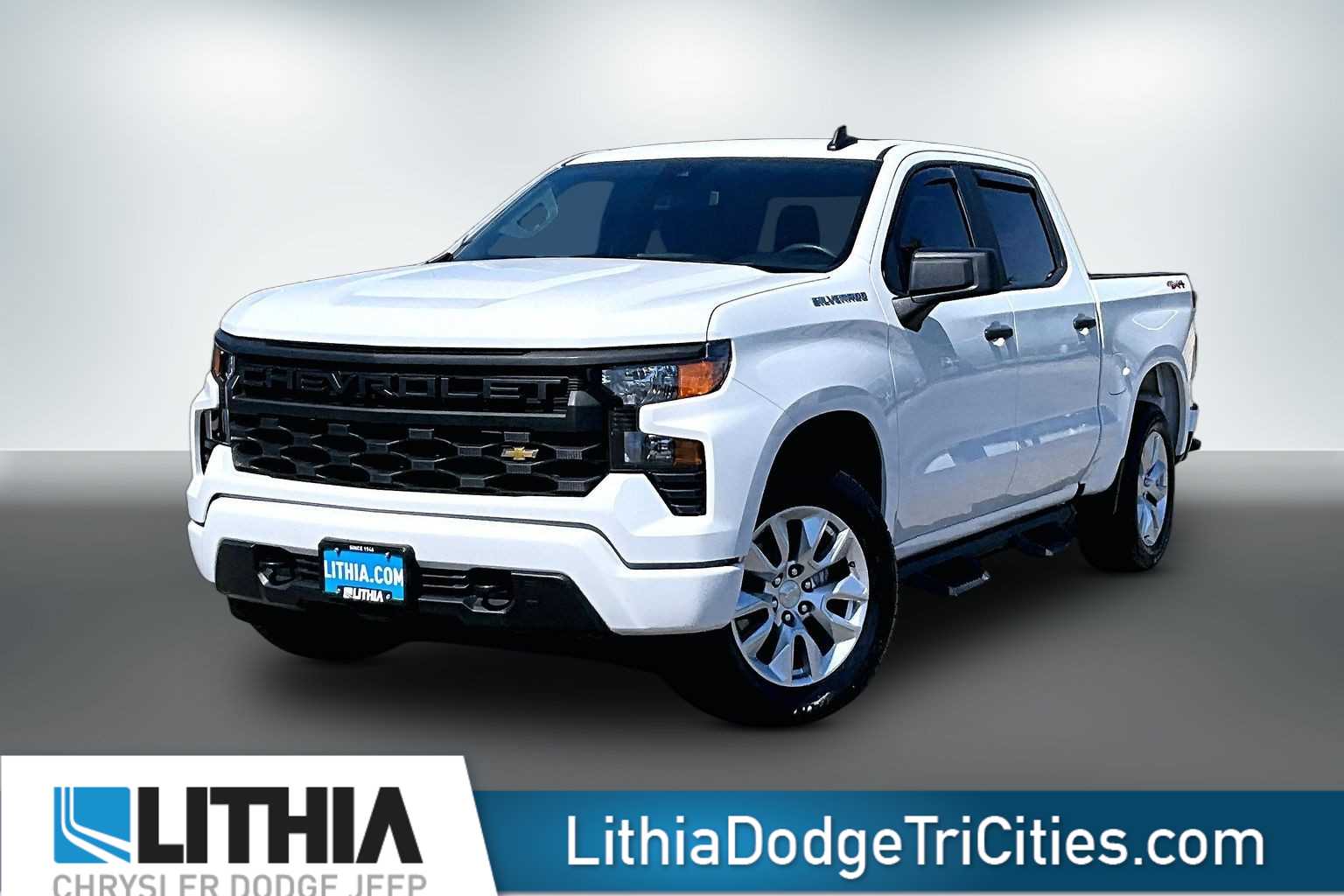 2024 Chevrolet Silverado 1500 Custom 4X4 Crew Cab Short Box's photo