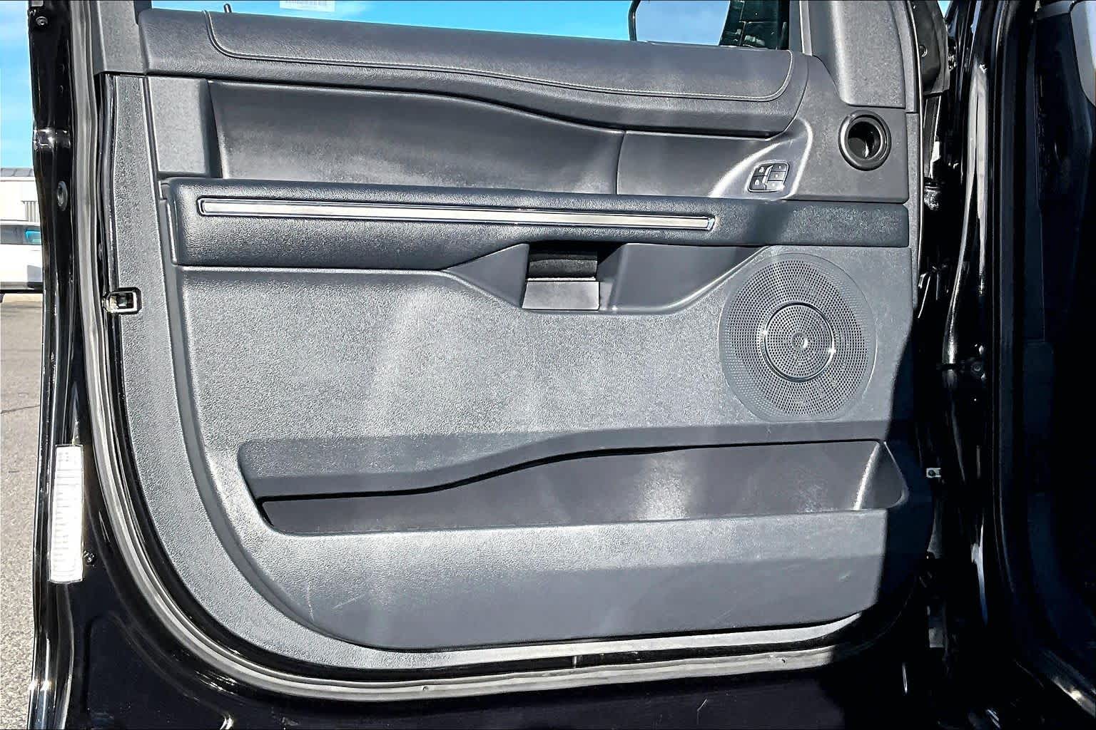 Thumbnail: 2023 Ford Expedition MAX - 27