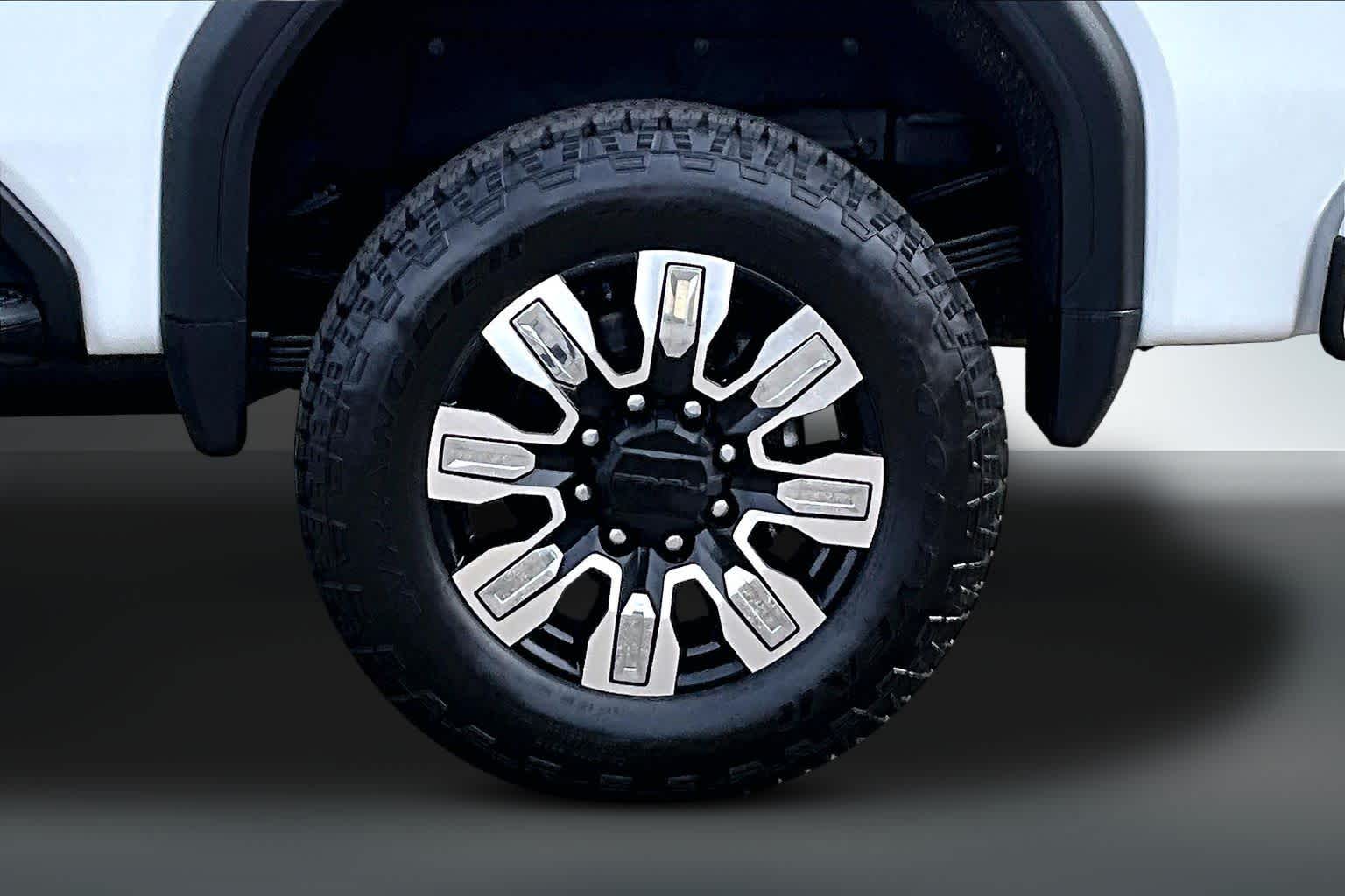 Thumbnail: 2024 GMC Sierra 3500 - 34