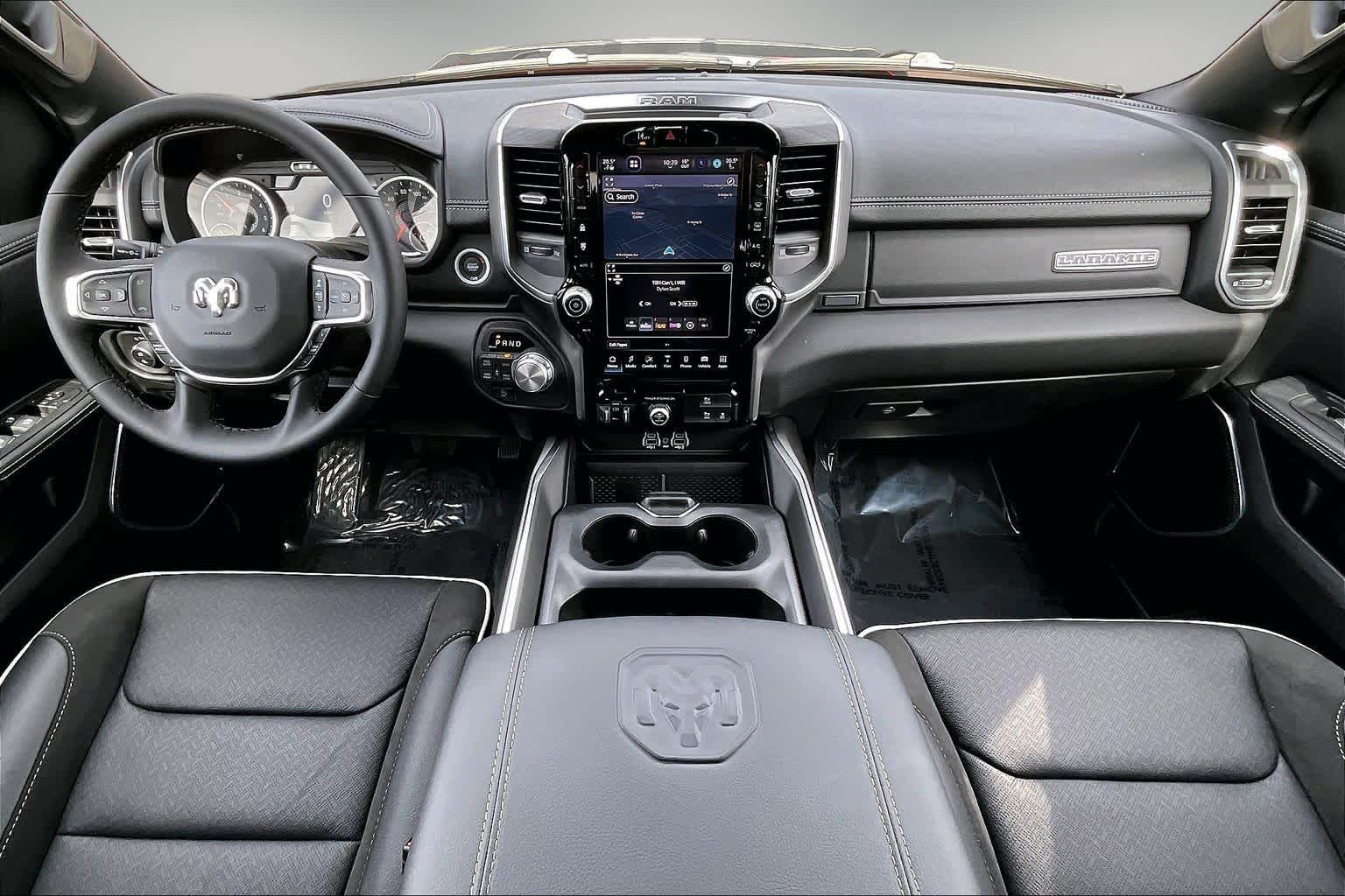 Thumbnail: 2026 RAM 1500 - 9