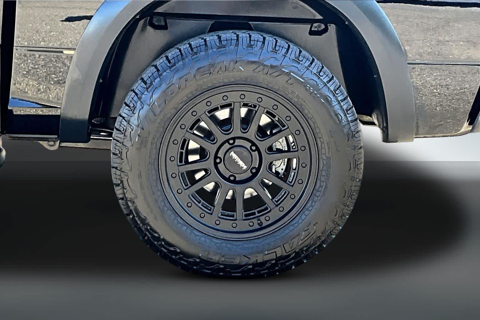 Thumbnail: 2024 RAM 1500 Classic - 31