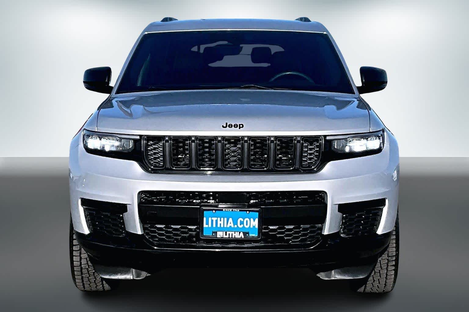 Thumbnail: 2024 Jeep Grand Cherokee L - 6