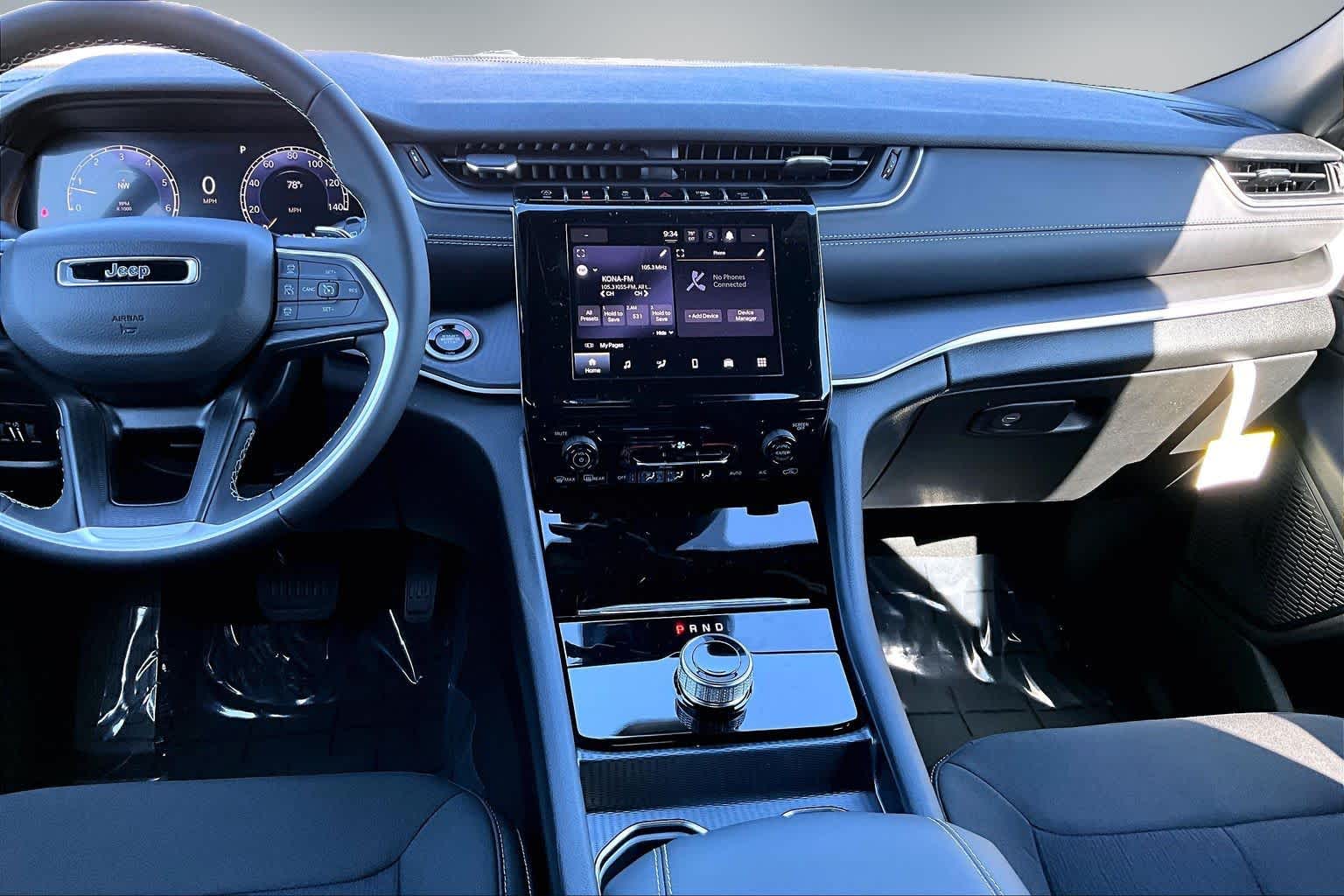 Thumbnail: 2026 Jeep Grand Cherokee - 15
