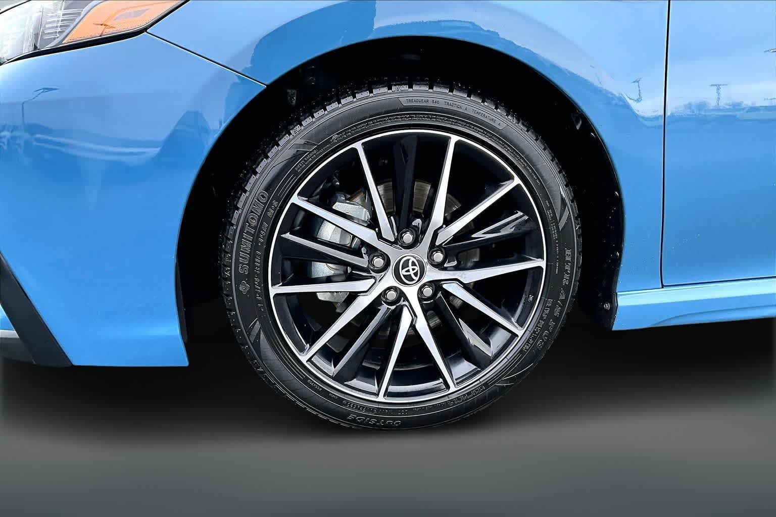 Thumbnail: 2023 Toyota Camry - 8